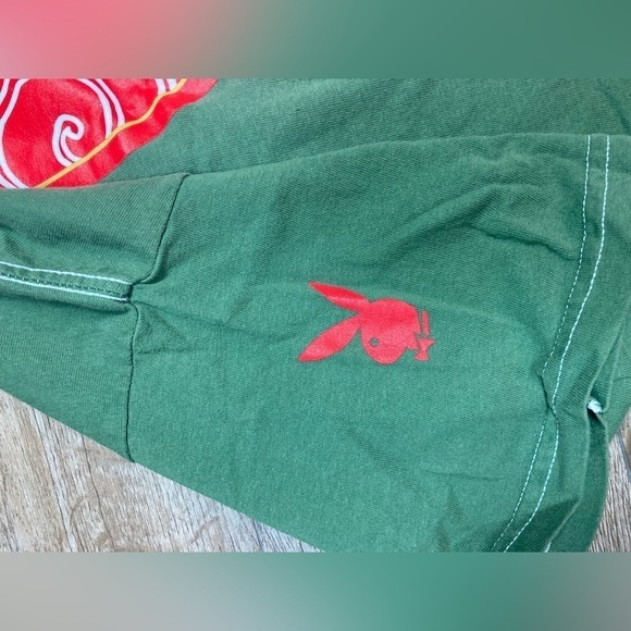 Playboy Metallic Paisley Limited Edition Bunny Shirt large - Picture 2 of 6